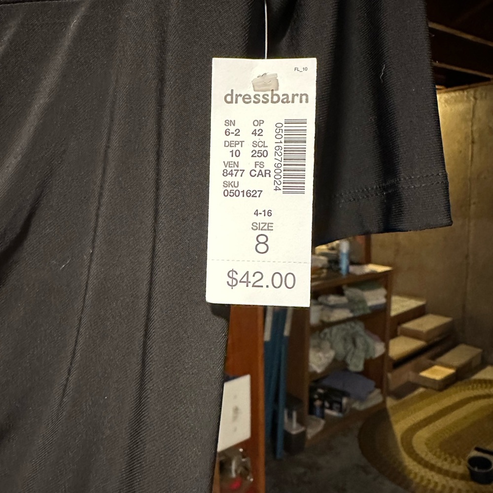 Black dress size 8 - Picture 4 of 4